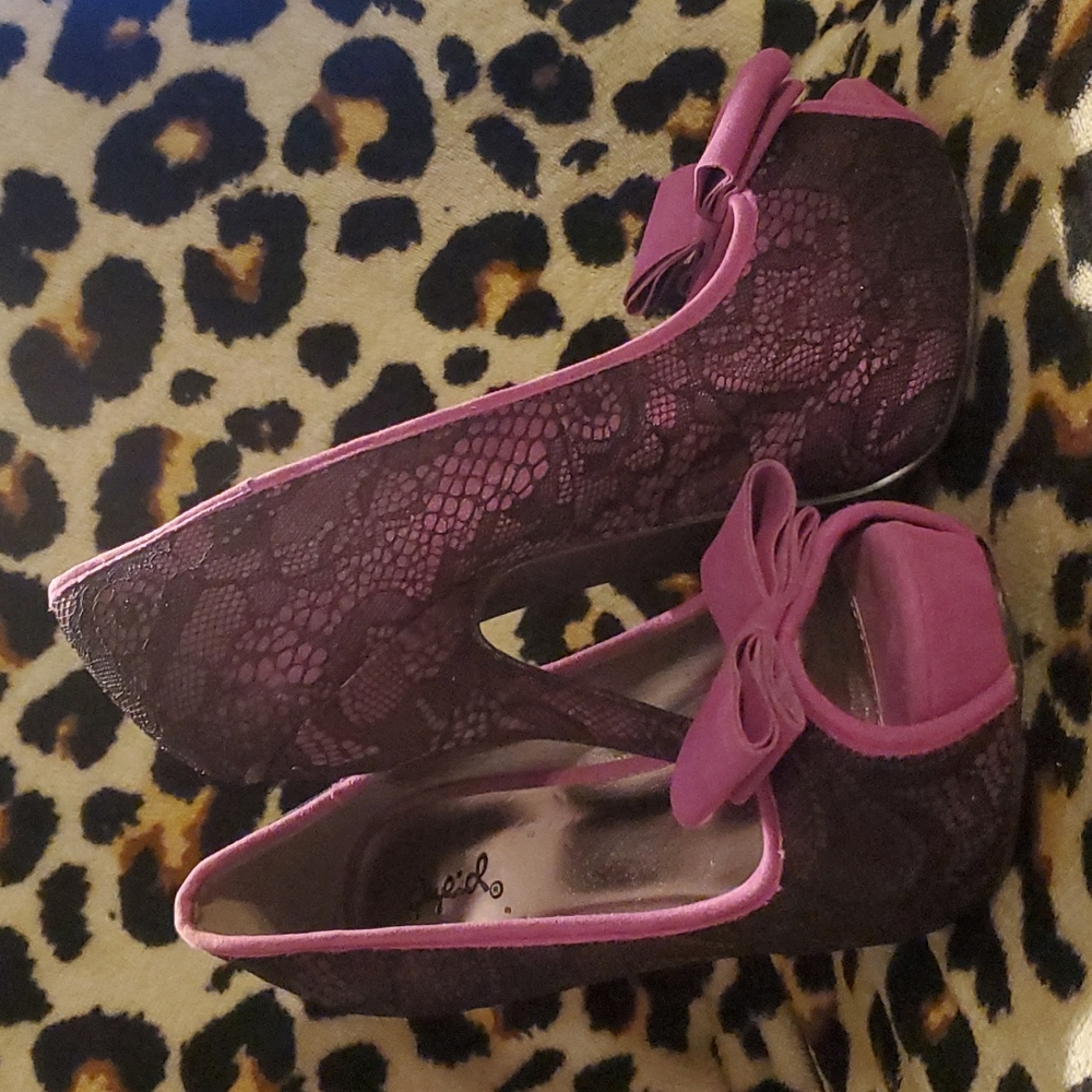 Lacey Purple Pumps